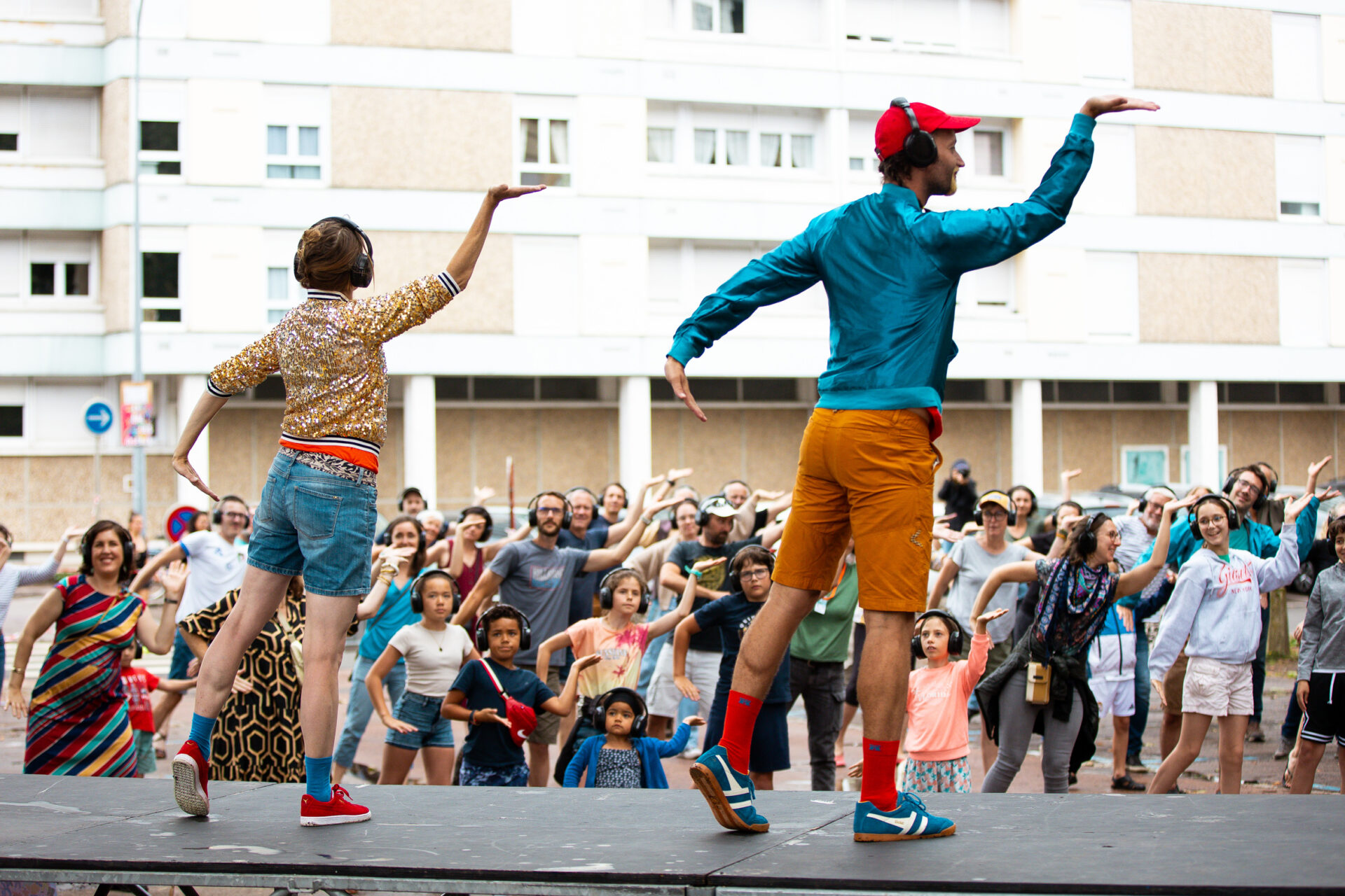 HIT HIP POP CLASSIC PARADE